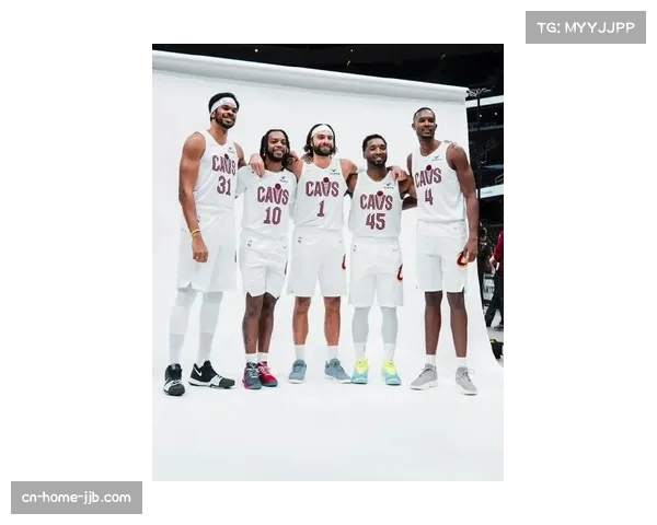 米切尔与阿伦因伤无缘猛龙之战,骑士首发阵容面临调整 米切尔与阿伦因伤无缘猛龙之战,骑士首发阵容面临调整